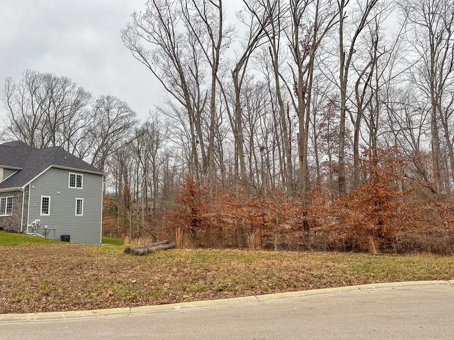 5086 Oak Ridge Trail, Columbus, IN 47201 - Image #2