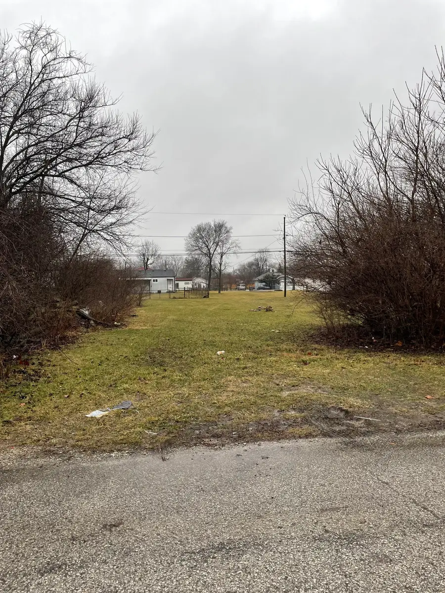 1902 Zwingley Street, Indianapolis, IN 46203 - Image #3