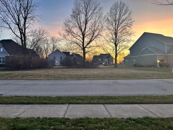 1030 Coral Springs Drive, Cicero, IN 46034