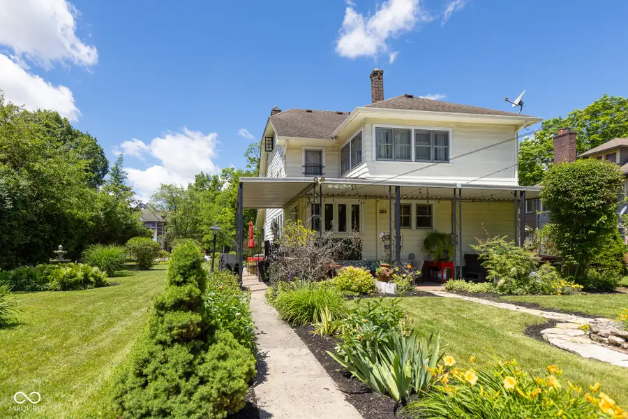 675 Woodruff Place West Drive, Indianapolis, IN 46201 - Image #2