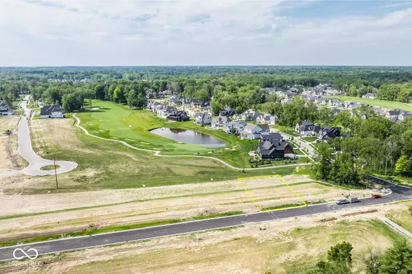 10825 Dartmoor Court, Zionsville, IN 46077