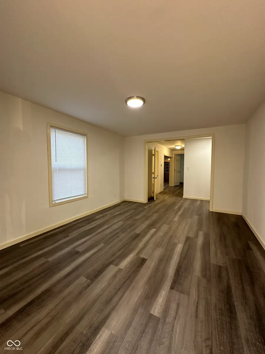 1122 E 27th Street, Marion, IN 46953 - #3