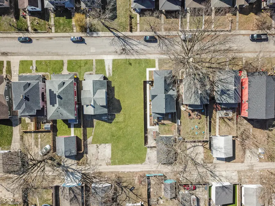 631 N Beville Avenue, Indianapolis, IN 46201 - Image #2