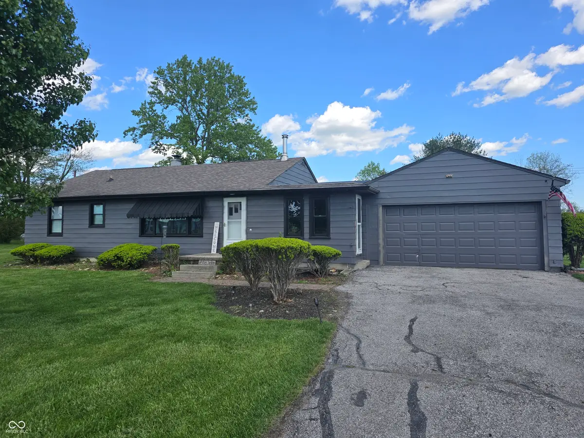 7203 Royal Run Boulevard, Zionsville, IN 46077 - Image #1