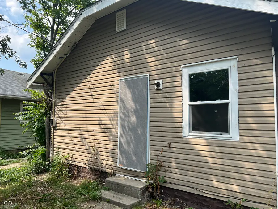 2827 E 18th Street, Indianapolis, IN 46218 - Image #3
