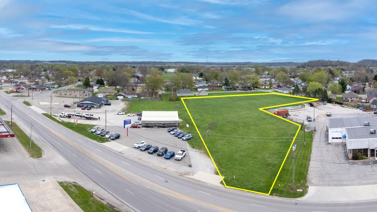 665 Morton Avenue, Martinsville, IN 46151 - #1