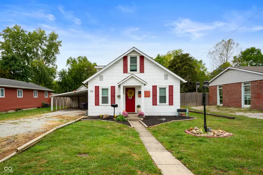 934 N Eaton Avenue, Indianapolis, IN 46219 - Image #2