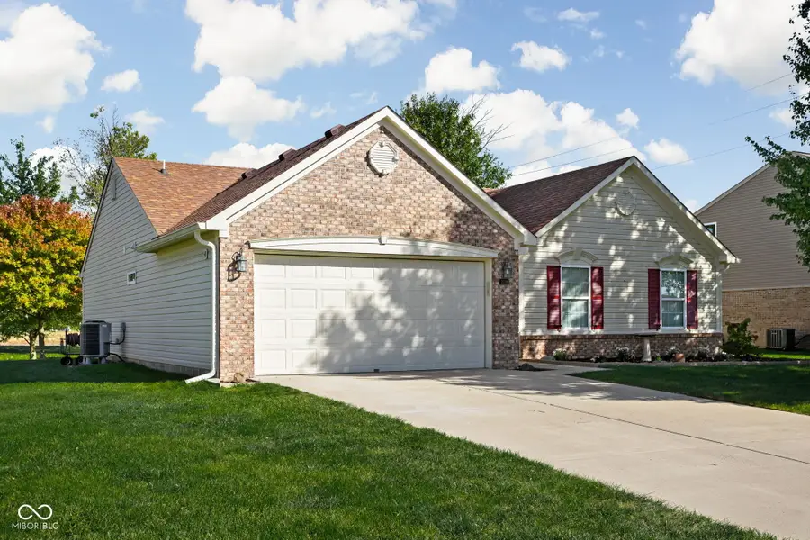 2039 Autumn Faith Way, Avon, IN 46123 - Image #2
