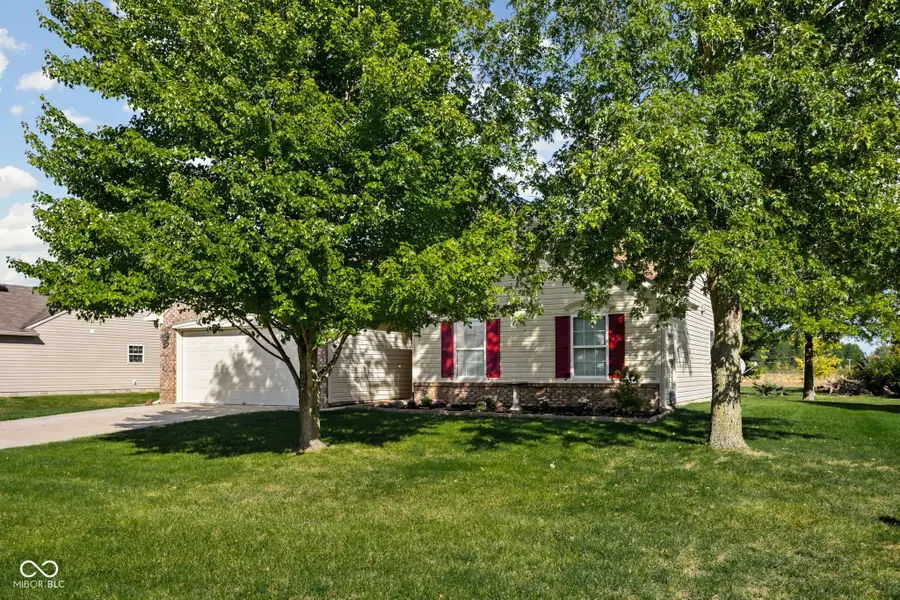 2039 Autumn Faith Way, Avon, IN 46123 - Image #3