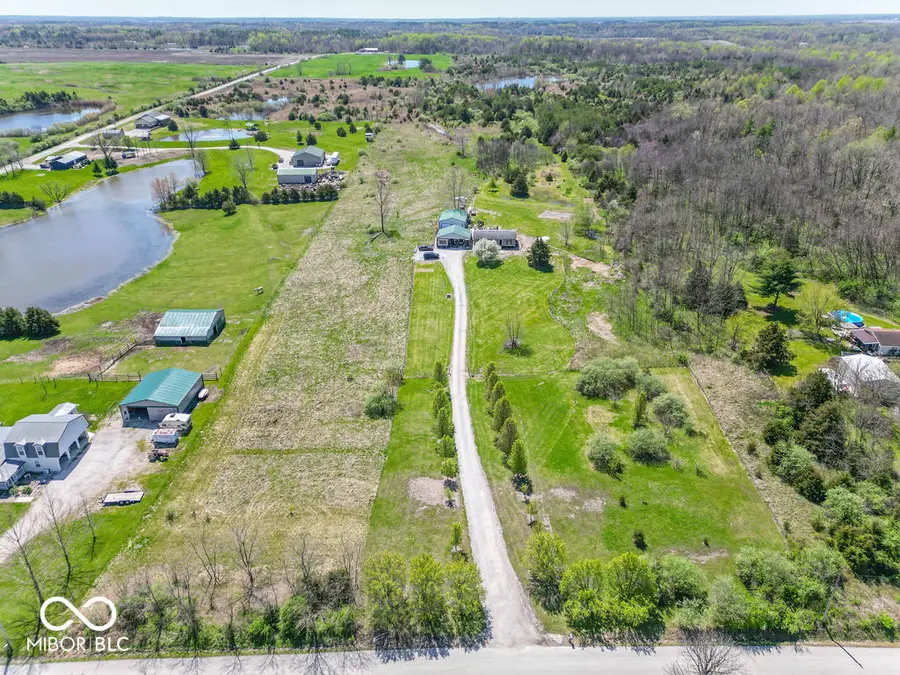 834 E County Road 300 N, Center Point, IN 47840 - Image #2