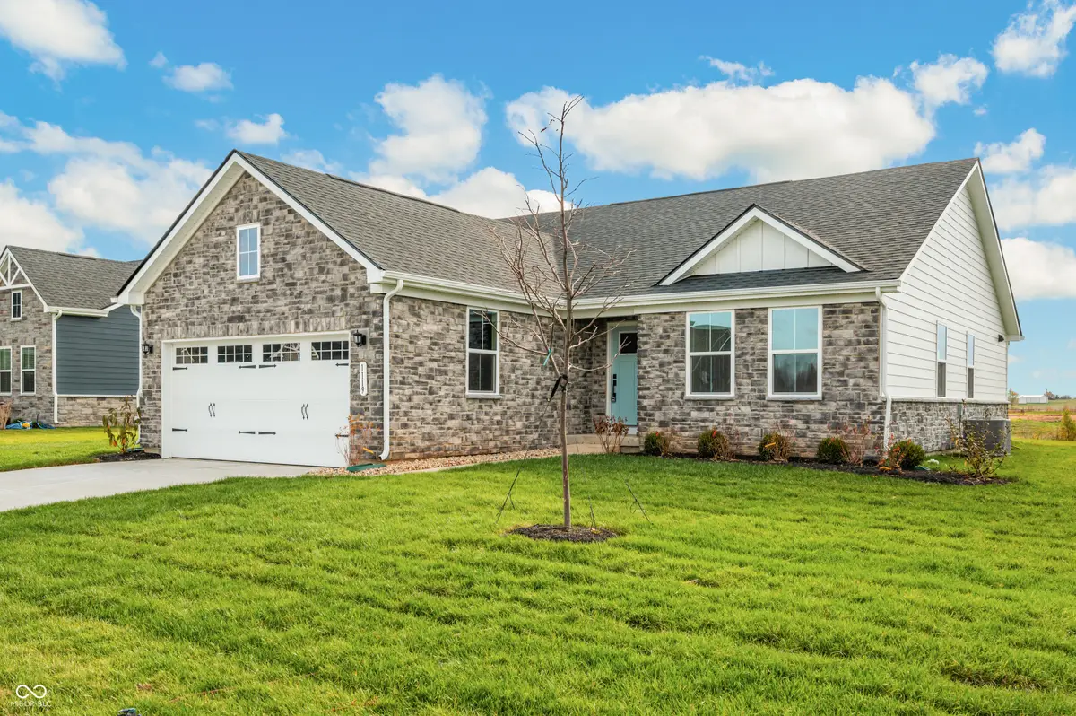 1119 Senate Drive, Edinburgh, IN 46124 - Image #1