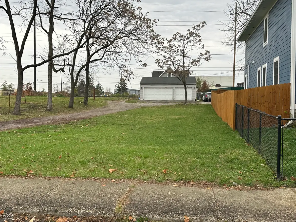 2646 E Brookside Avenue, Indianapolis, IN 46218 - Image #1