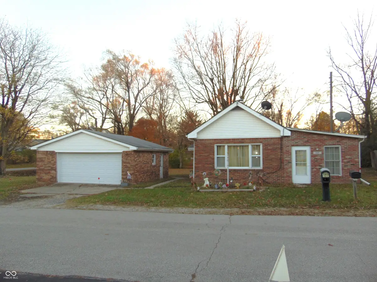 137 E Vine Street, Jamestown, IN 46147 - Image #1