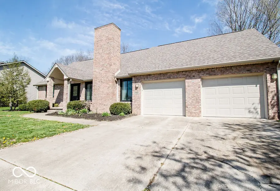 1966 Broadmoor Lane, Columbus, IN 47203 - Image #2