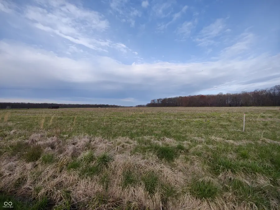 11477 S County Road 100 W, Westport, IN 47283 - Image #3