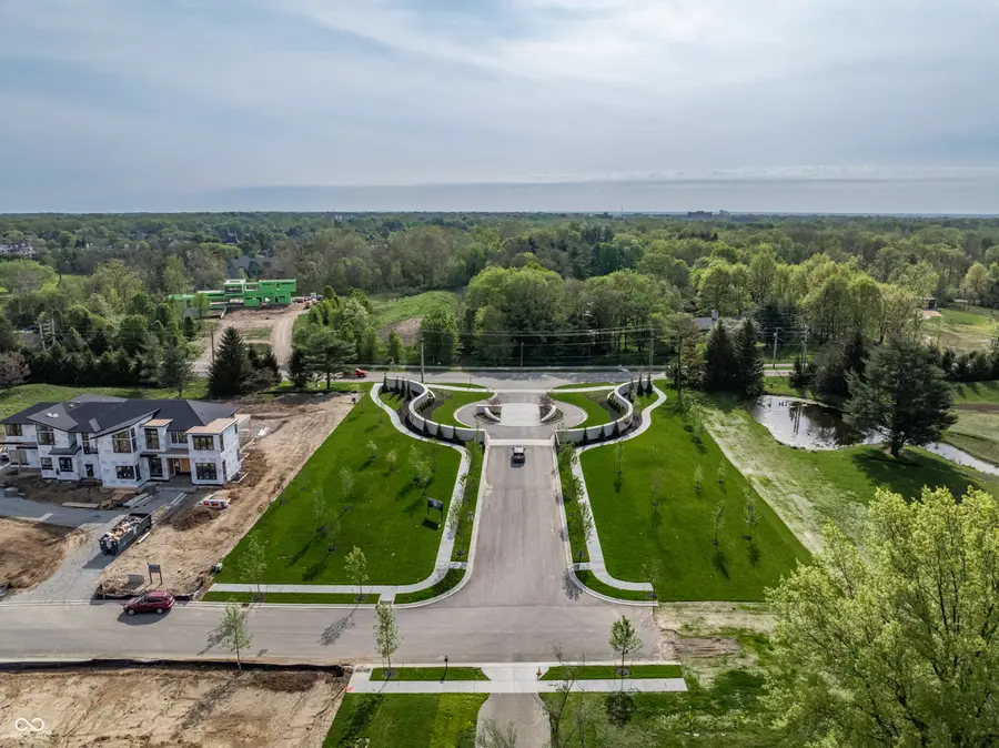 1434 N Asherwood Lane, Carmel, IN 46032 - Image #2