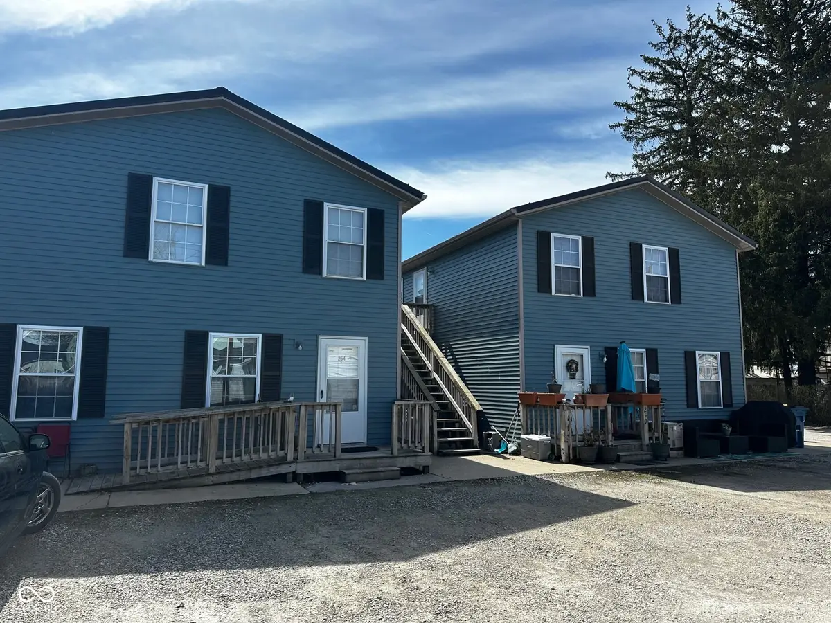 135 W Wayne, Spencer, IN 47460 - Image #1