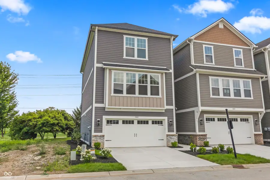 15407 Mystic Rock Drive, Carmel, IN 46033 - Image #2