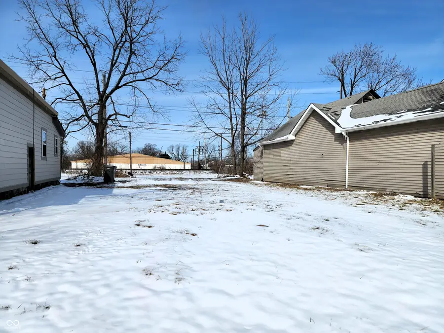 2422 E Brookside Avenue, Indianapolis, IN 46218 - Image #2