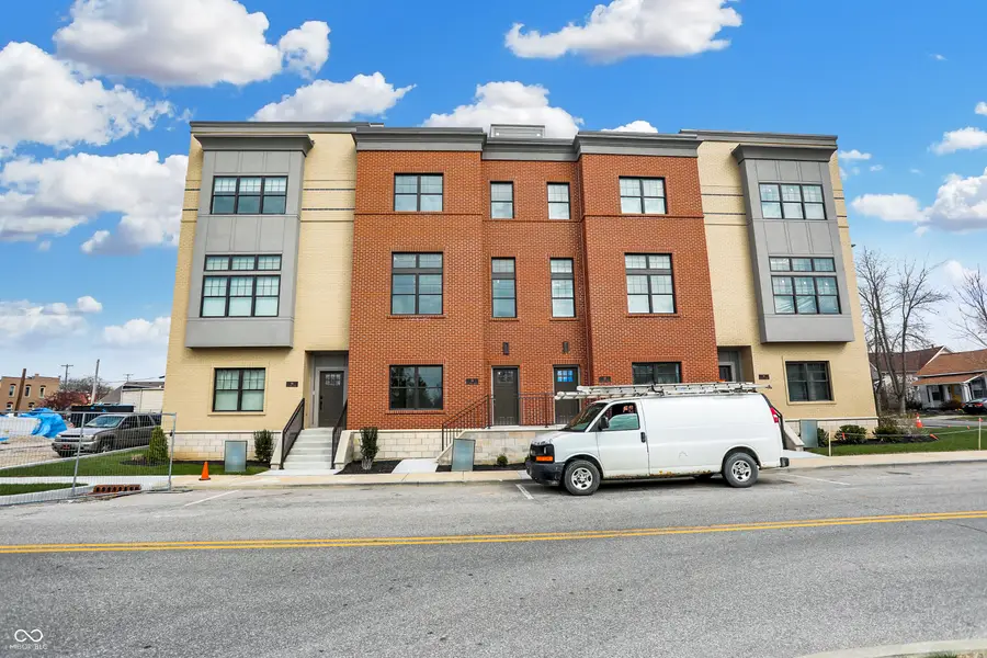 76 E Wayne Street #B, Franklin, IN 46131 - Image #2