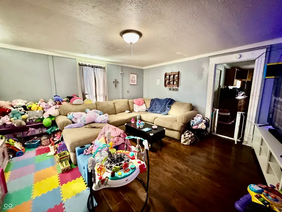 810 E Elmore Street, Crawfordsville, IN 47933 - Image #2