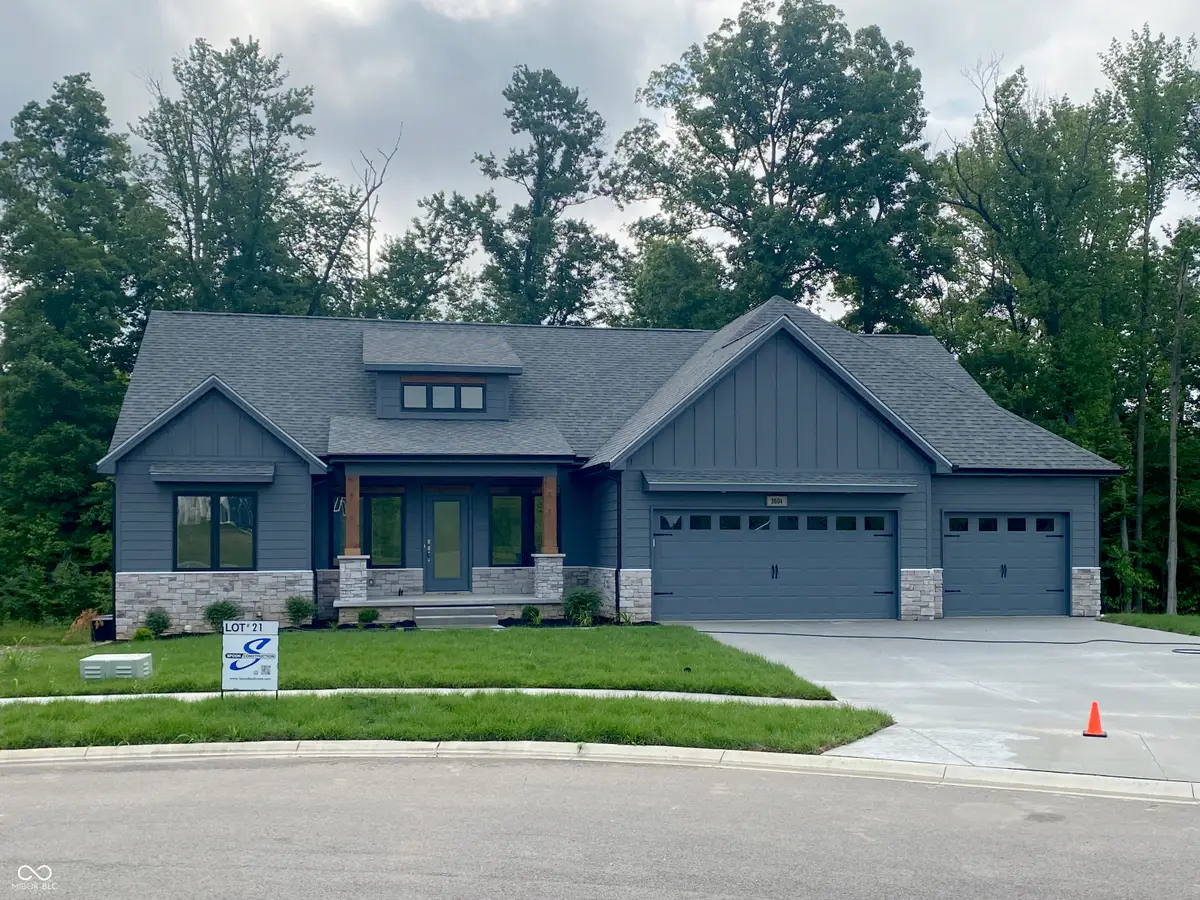 3604 Maple Ridge Drive, Columbus, IN 47201 - Image #1