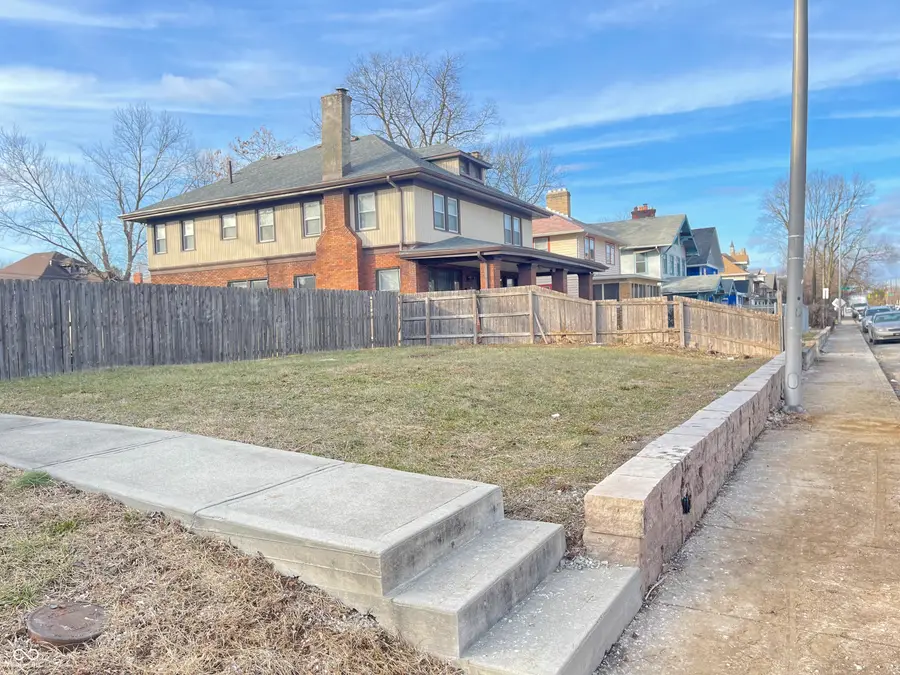 3240 Central Avenue, Indianapolis, IN 46205 - Image #2