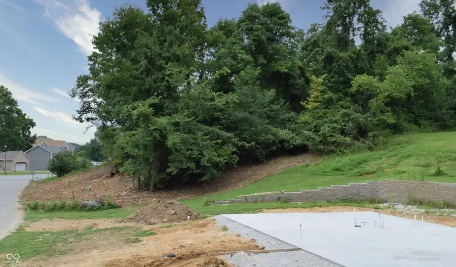 732 W Thornridge Way, Spencer, IN 47460 - Image #2