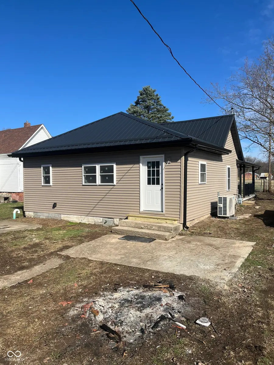 354 Bloomingdale Road, Montezuma, IN 47862 - Image #2