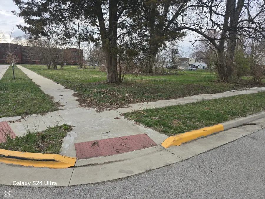 1227,1229,1231 S 13th Half Street, Terre Haute, IN 47802 - Image #2