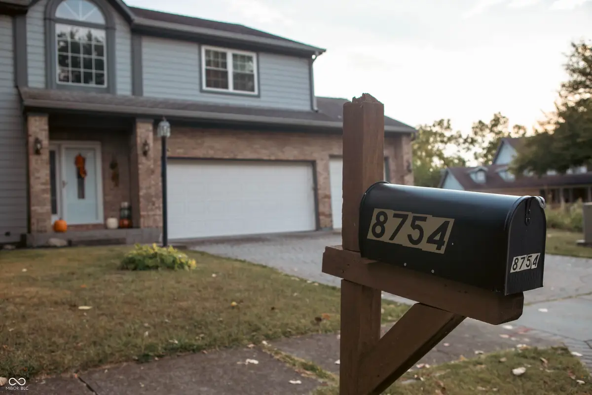 8754 Nora Woods Drive, Indianapolis, IN 46240 - Image #1