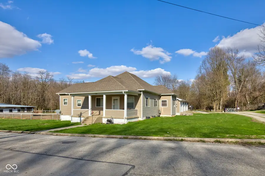 215 N Lincoln Street, Galveston, IN 46932 - Image #3