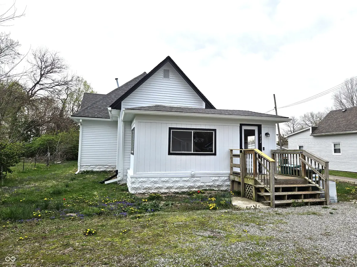 212 W Burnside Avenue, Fairland, IN 46126 - Image #1