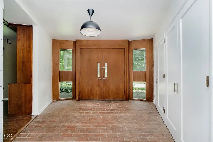 701 Hawthorn Road, New Castle, IN 47362 - Image #3