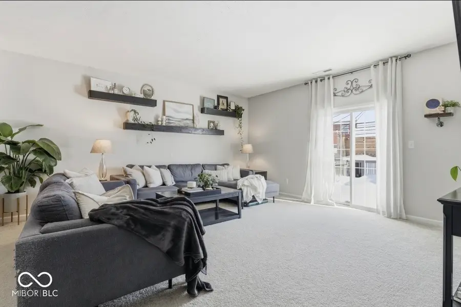 401 Haywood Drive, Greenfield, IN 46140 - Image #3