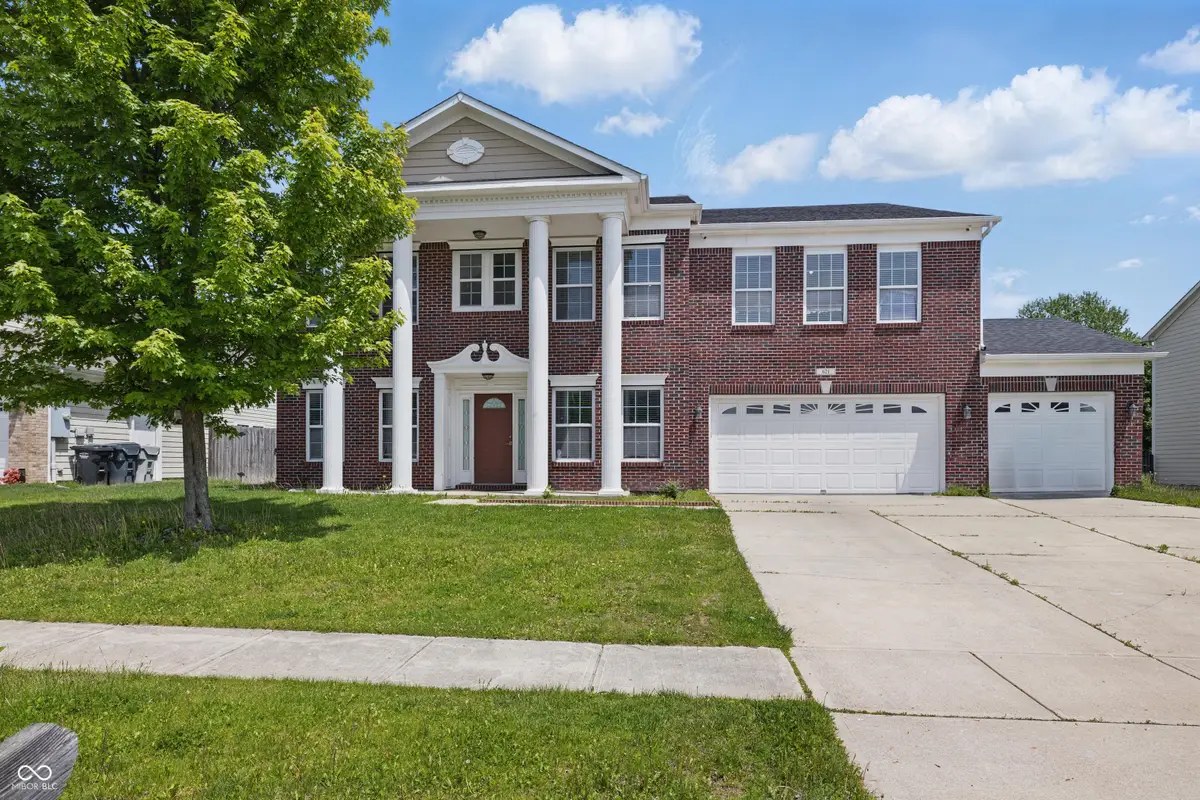 621 Fireside Drive, Greenwood, IN 46143 - Image #1