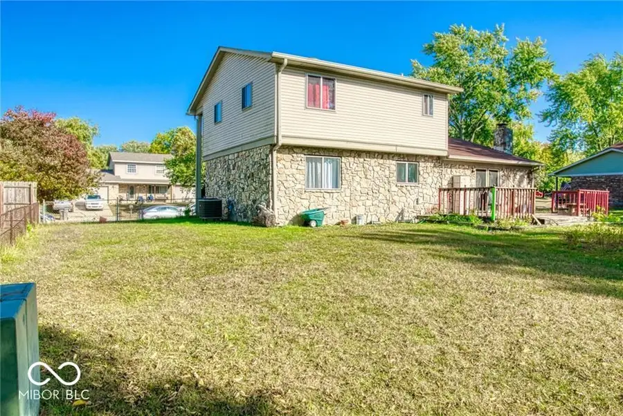 7108 Hearthstone Way, Indianapolis, IN 46227 - Image #2