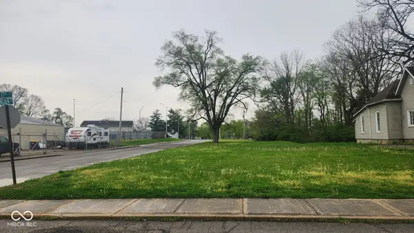 403 W 17th Street, Anderson, IN 46016