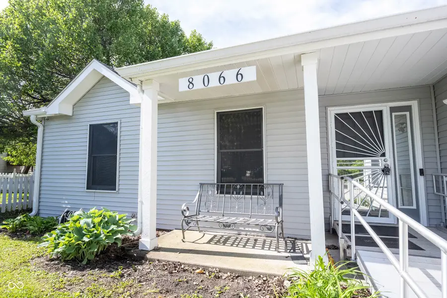 8066 Cardinal Cove Drive E, Indianapolis, IN 46256 - Image #3