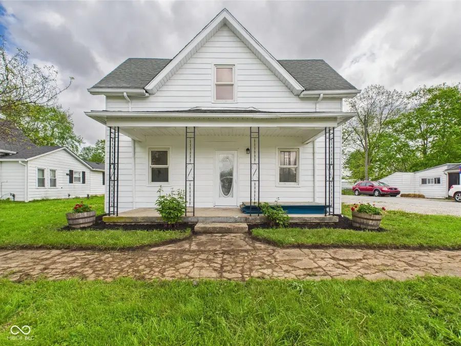 225 S Carthage Road, Charlottesville, IN 46117 - Image #2