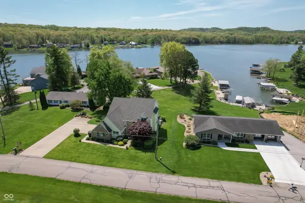 889 E North Shore Drive, Brownstown, IN 47220