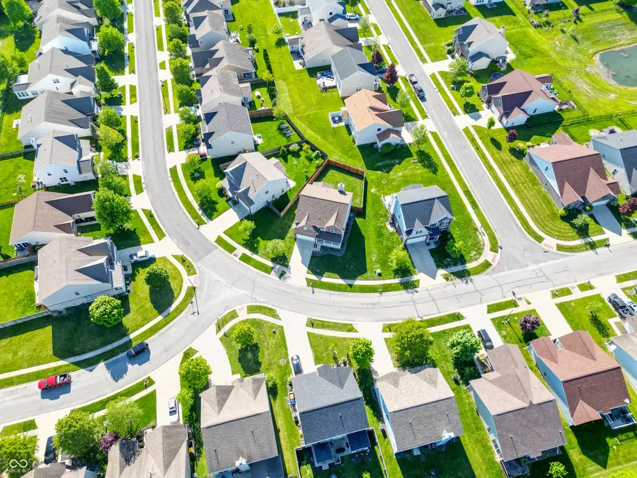 8644 N Deer Crossing Boulevard, McCordsville, IN 46055 - Image #3