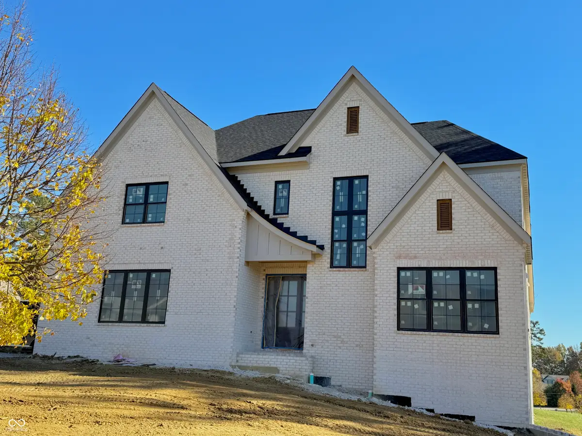 1713 Deer Creek Way, Columbus, IN 47201 - Image #1