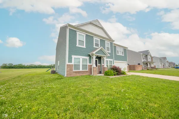 4712 Clairmont Drive, Columbus, IN 47203