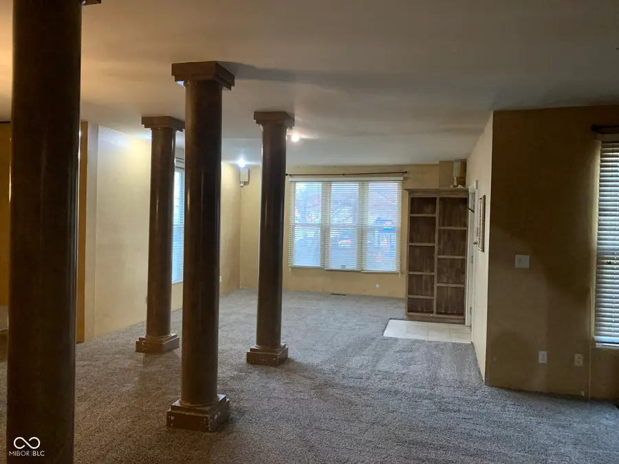 831 S 9th Street, Terre Haute, IN 47807 - Image #3