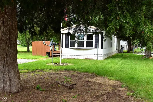 290 Bubble Loo Road, Cloverdale, IN 46120