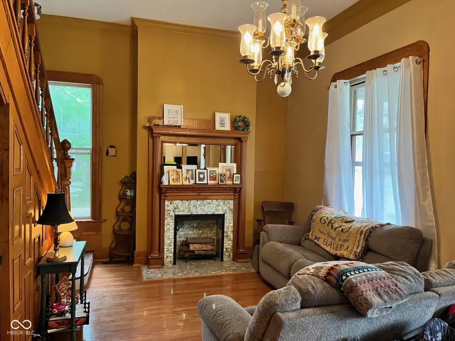 35 W Pine Street, Knightstown, IN 46148 - Image #2