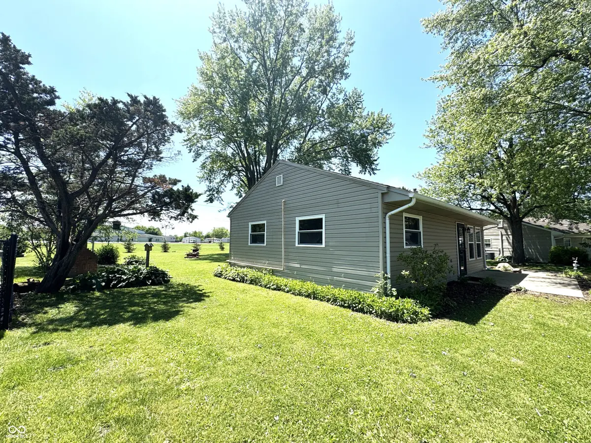 409 Parkway Street, Whiteland, IN 46184 - Image #1