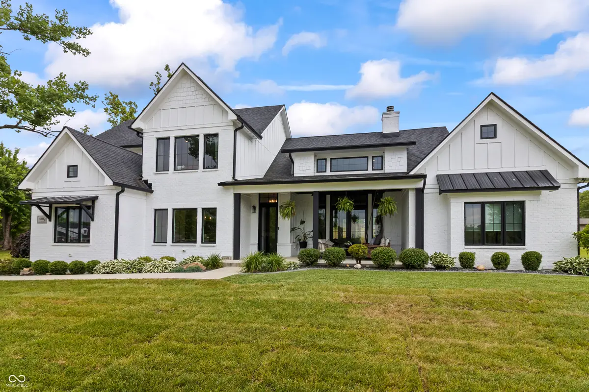 4808 Lakeview Drive, Greenwood, IN 46143 - Image #1