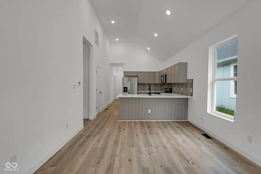 4230 Kingsley Drive, Indianapolis, IN 46205 - Image #2